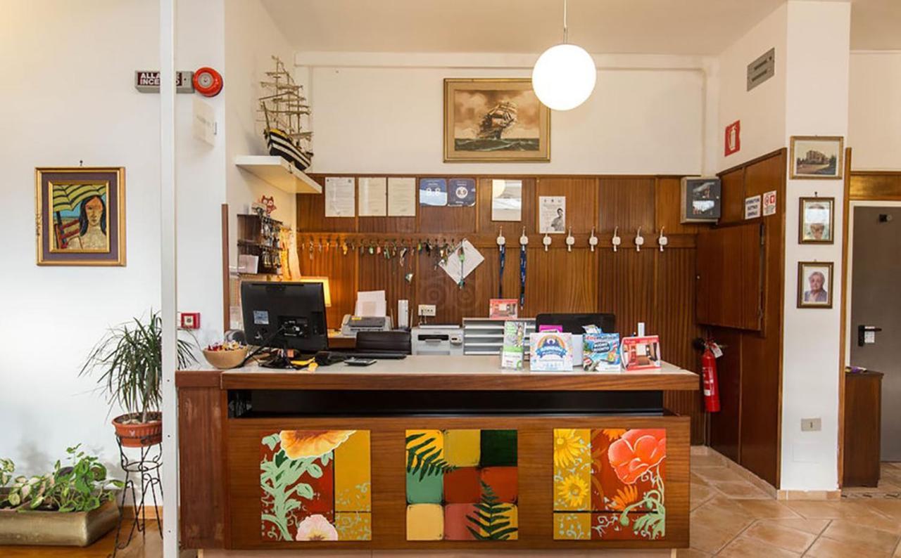 Hotel Anna Terracina Eksteriør billede