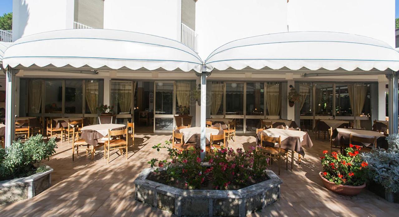 Hotel Anna Terracina Eksteriør billede